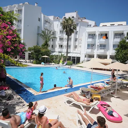 Sonnen ホテル マルマリス