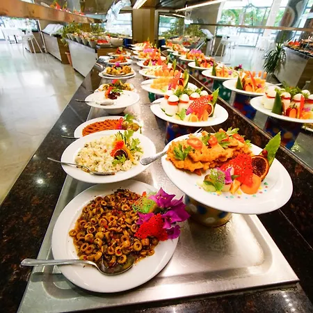 Sonnen 酒店 马尔马里斯